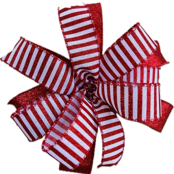 Red and White Bow - Picture 1 of 3